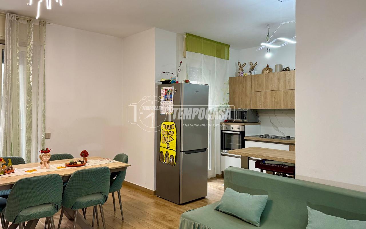 appartamento in vendita a Lecco in zona Viale Turati