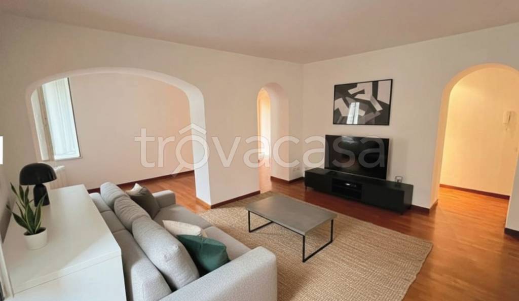 appartamento in vendita a Lecco in zona Rancio