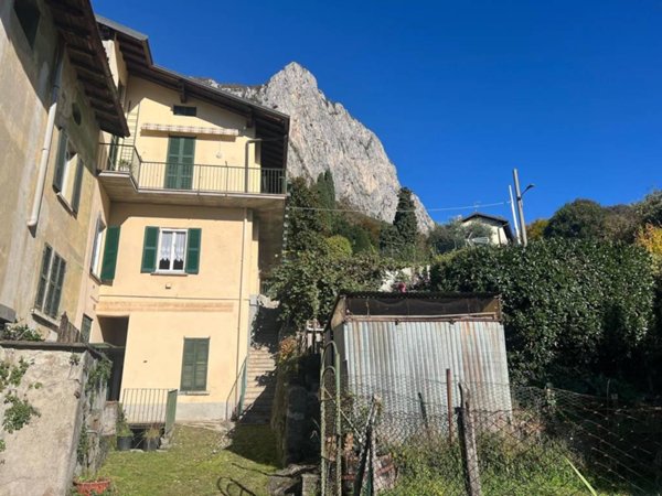 appartamento in vendita a Lecco in zona Rancio