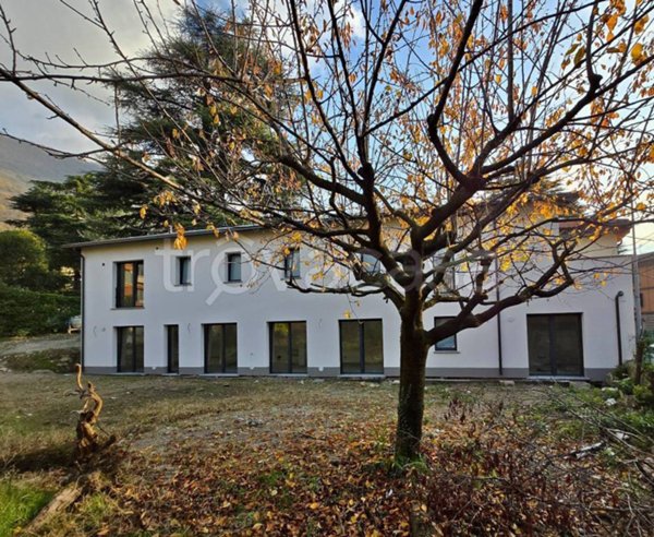 casa indipendente in vendita a Lecco in zona Maggianico