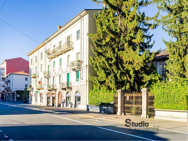 appartamento in vendita a Lecco in zona Pescarenico