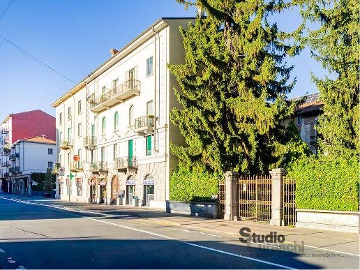 appartamento in vendita a Lecco in zona Maggianico