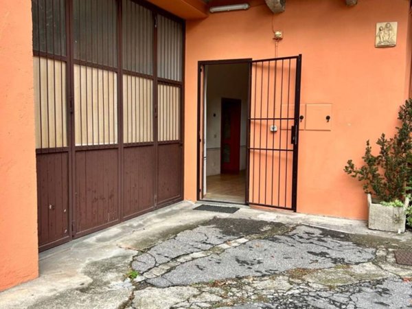 negozio in vendita a Lecco in zona Maggianico