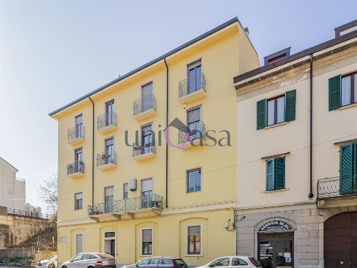 appartamento in vendita a Lecco in zona Pescarenico