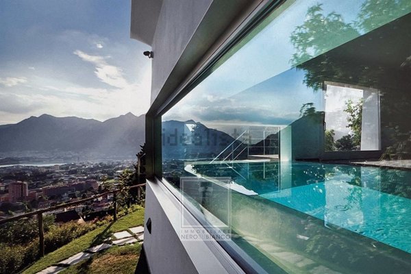 casa indipendente in vendita a Lecco