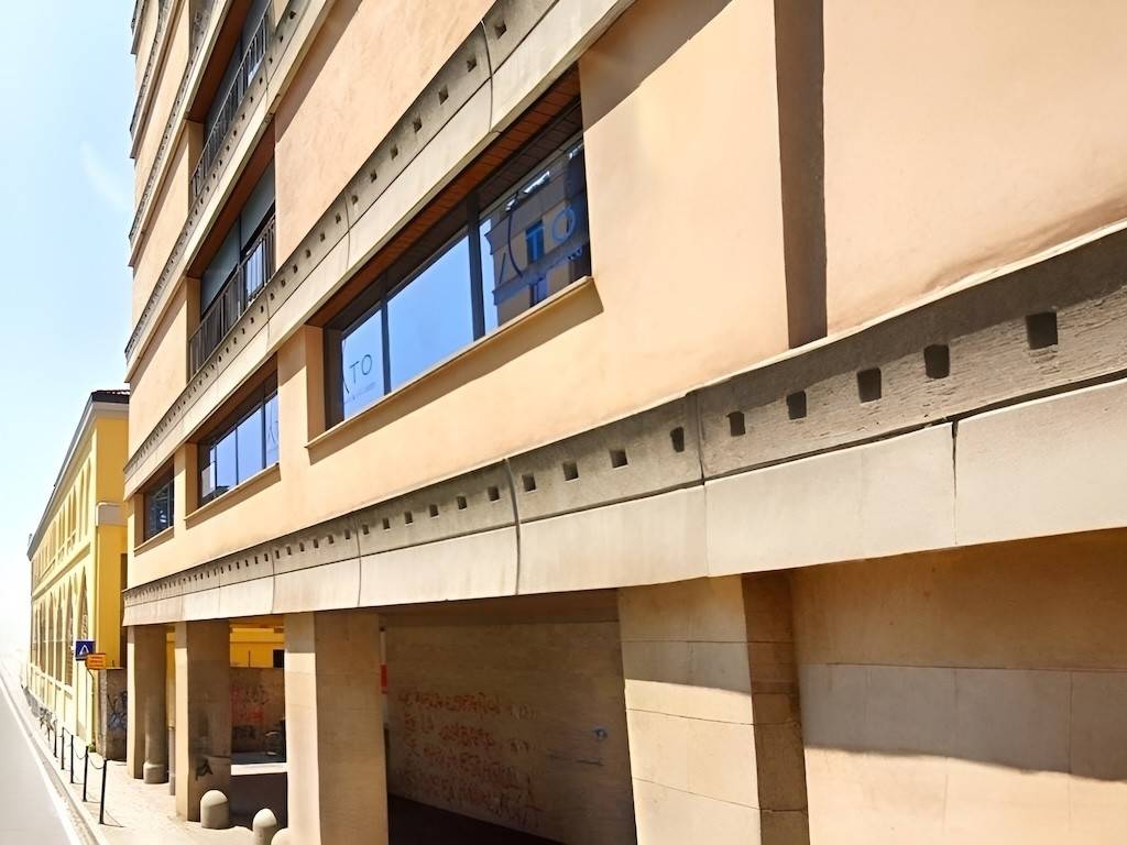 negozio in vendita a Lecco in zona Viale Turati