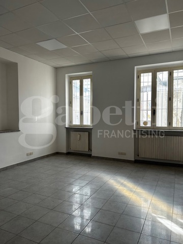 ufficio in vendita a Lecco in zona San Giovanni