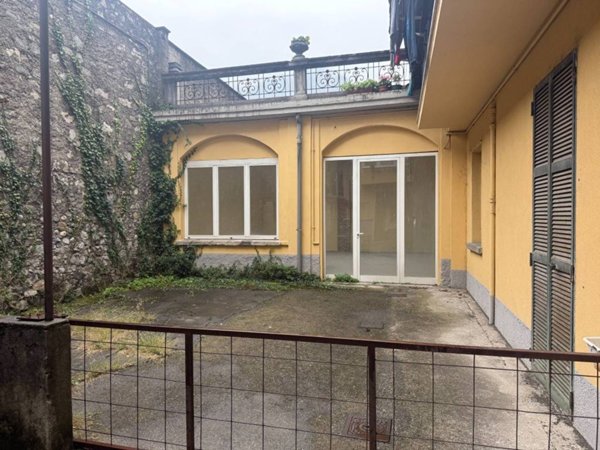 appartamento in vendita a Lecco in zona Chiuso
