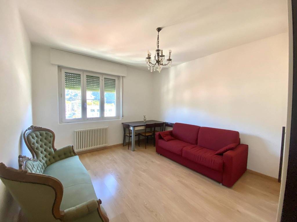 appartamento in vendita a Lecco in zona Maggianico