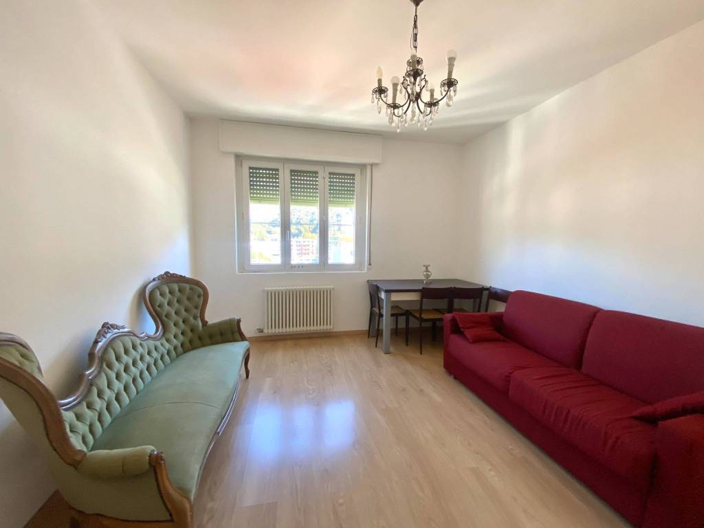 appartamento in vendita a Lecco in zona Maggianico