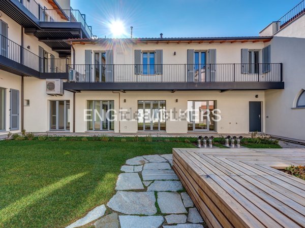 appartamento in vendita a Lecco in zona Lecco Centro