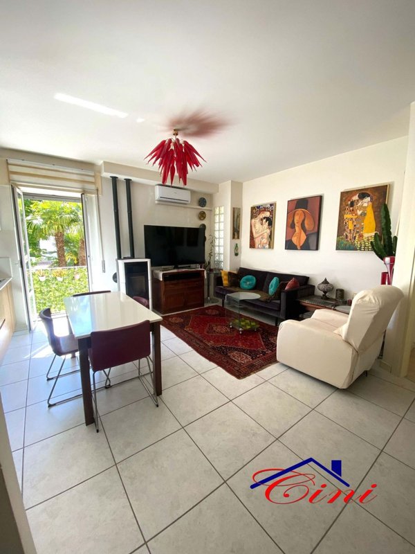 appartamento in vendita a Lecco in zona Pescarenico