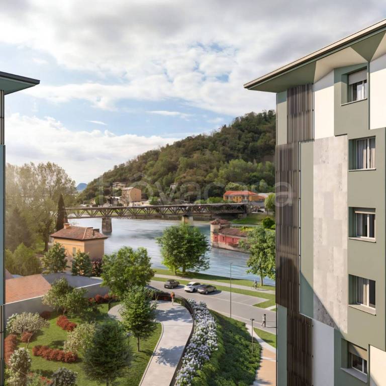 appartamento in vendita a Lecco in zona Pescarenico