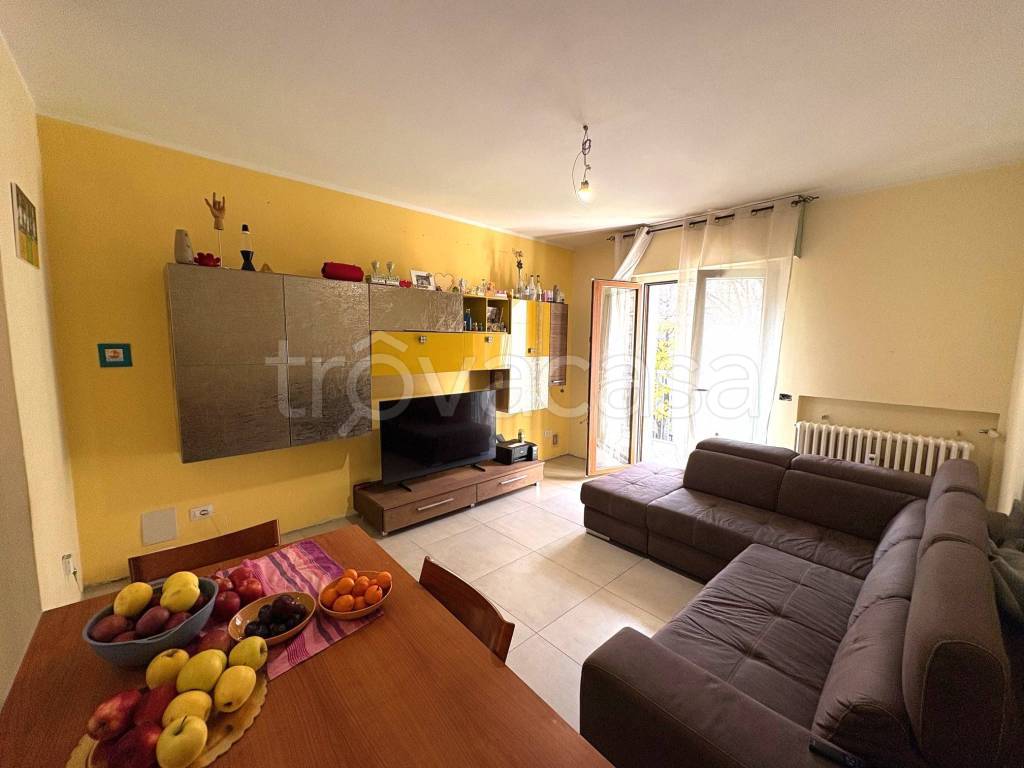 appartamento in vendita a Lecco in zona Viale Turati