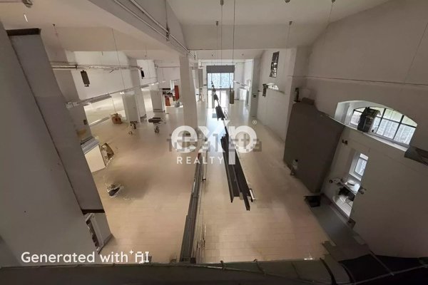 capannone in vendita a Lecco in zona Lecco Centro