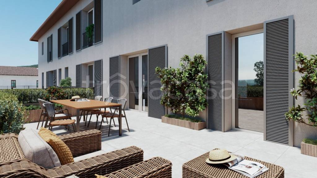 appartamento in vendita a Lecco in zona Castello