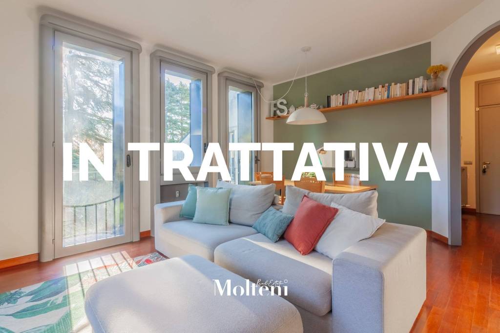 appartamento in vendita a Lecco in zona Castello