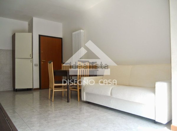 appartamento in vendita a Lecco in zona Lecco Centro