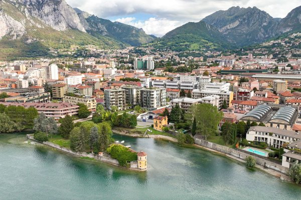 appartamento in vendita a Lecco