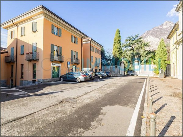 appartamento in vendita a Lecco in zona Castello