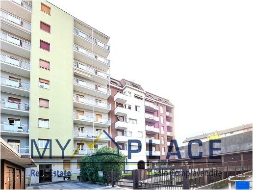 appartamento in vendita a Lecco in zona Lecco Centro