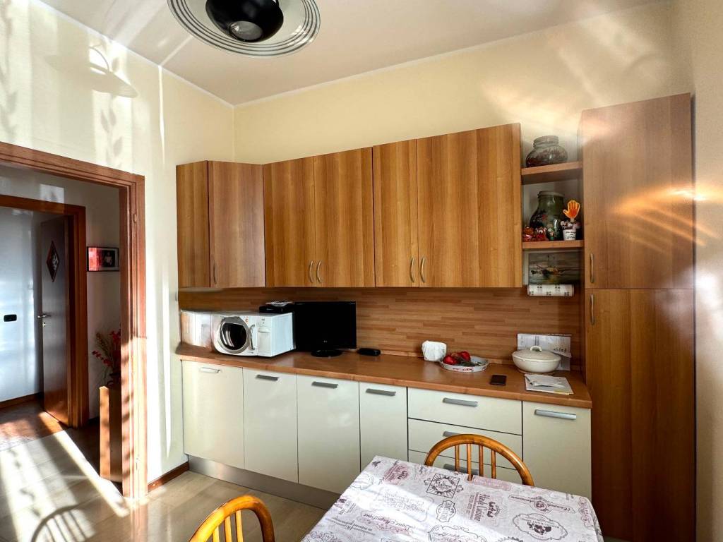 appartamento in vendita a Lecco in zona Acquate