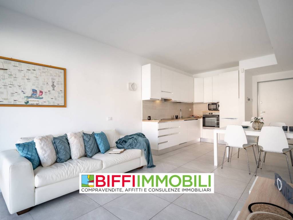 appartamento in vendita a Lecco in zona Belledo