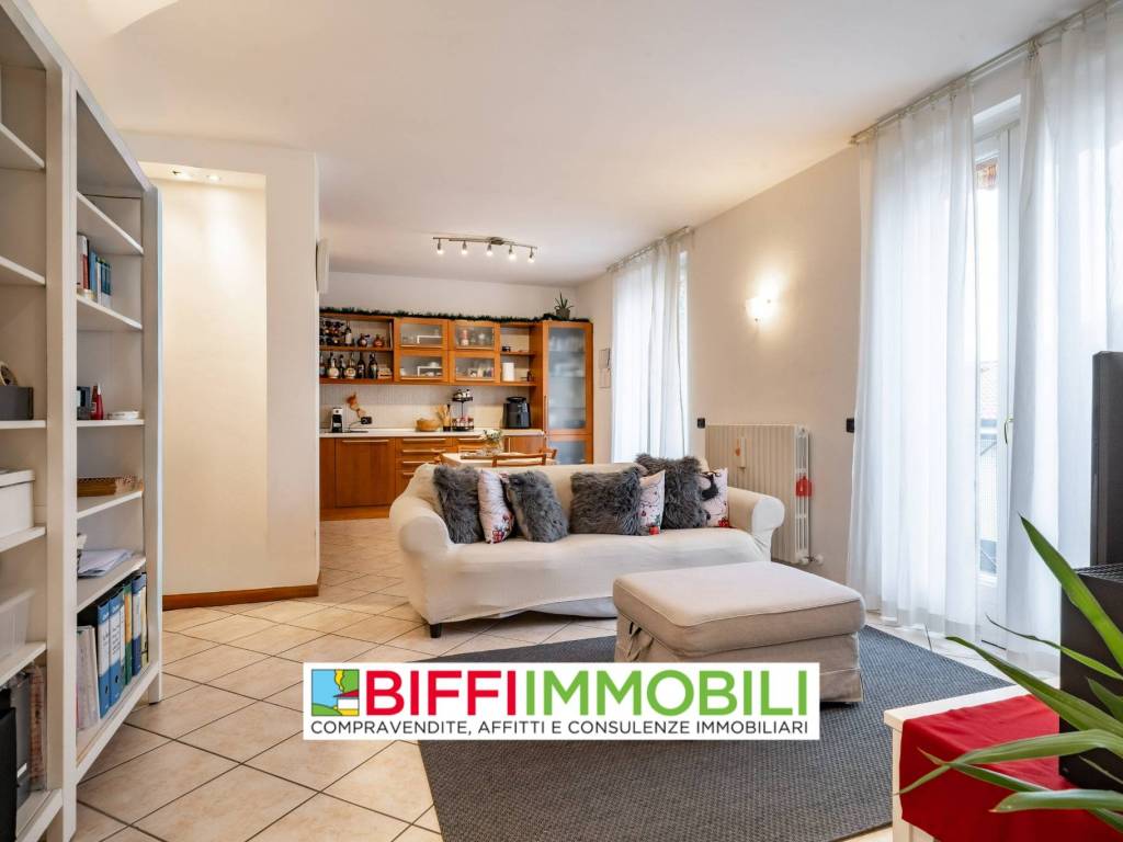 appartamento in vendita a Lecco in zona Germanedo