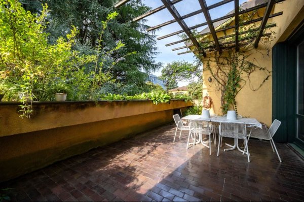 appartamento in vendita a Lecco in zona Castello