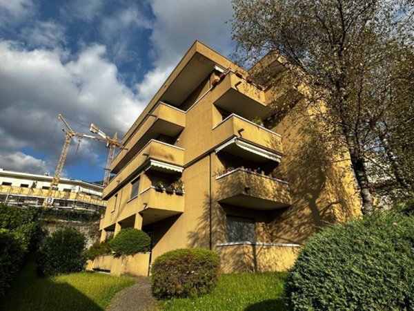 appartamento in vendita a Lecco in zona Bonacina