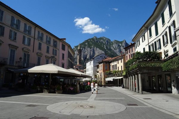 negozio in vendita a Lecco