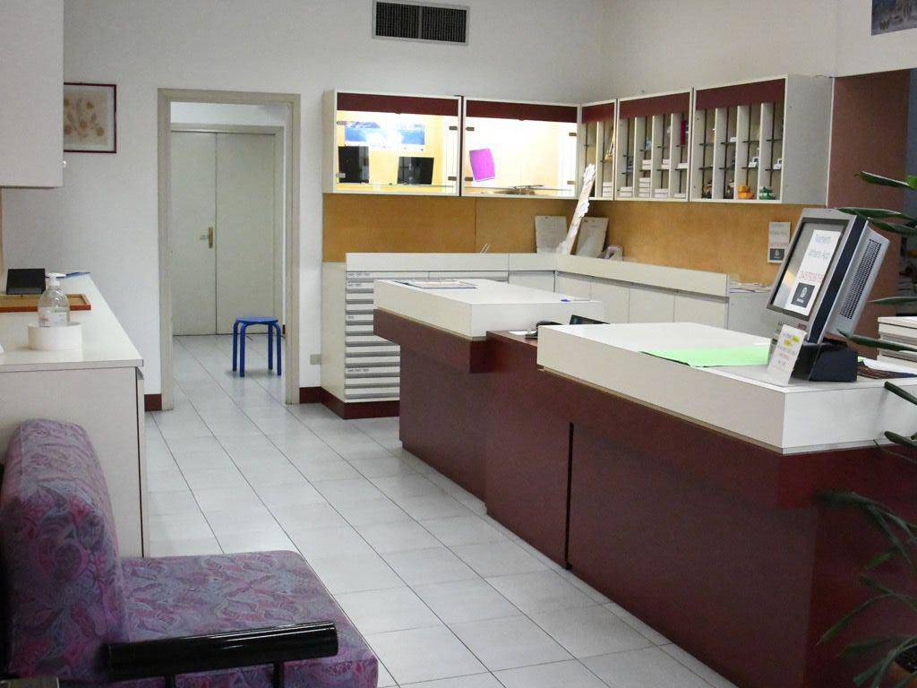 negozio in vendita a Lecco