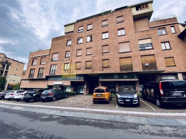 appartamento in vendita a Lecco in zona Viale Turati