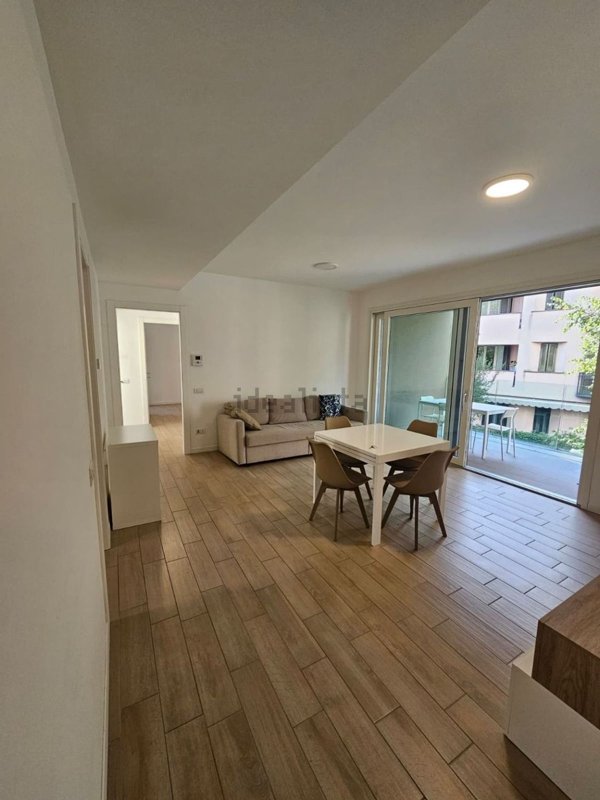 appartamento in vendita a Lecco in zona Castello