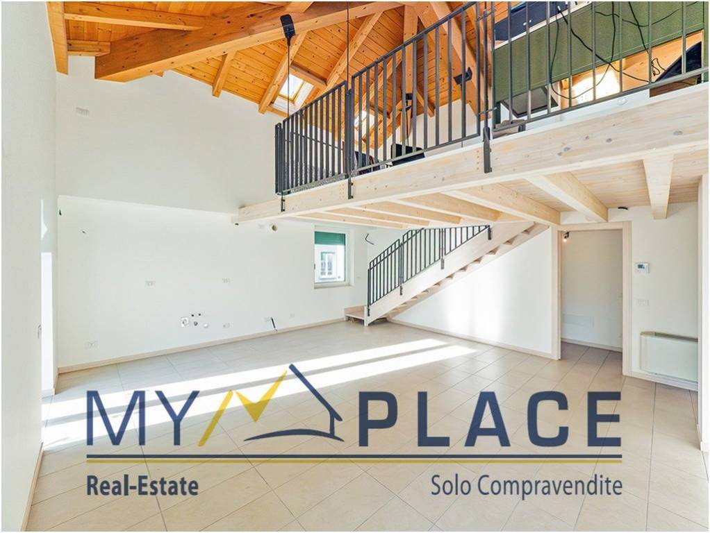 appartamento in vendita a Lecco in zona Lecco Centro