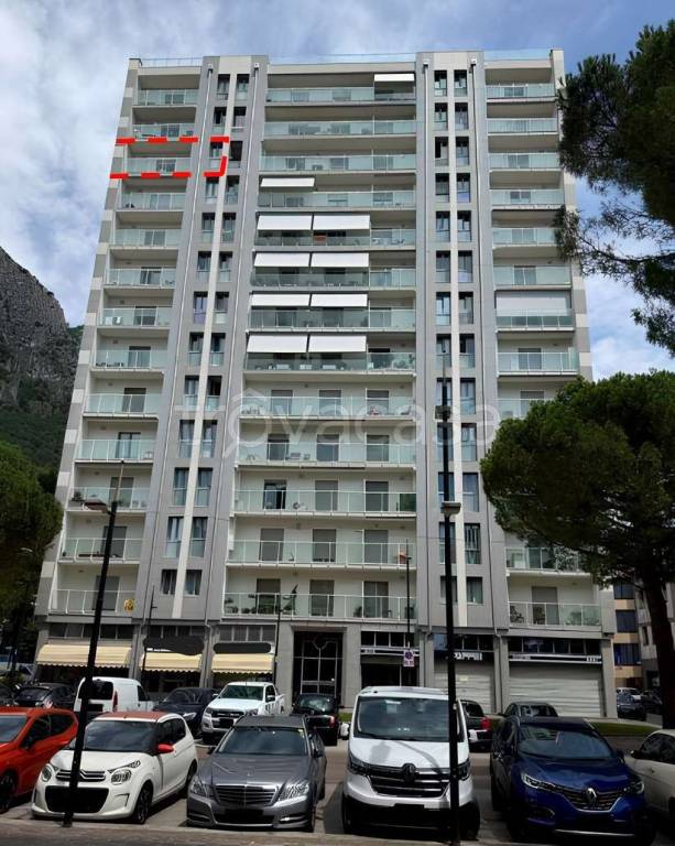 appartamento in vendita a Lecco in zona Viale Turati