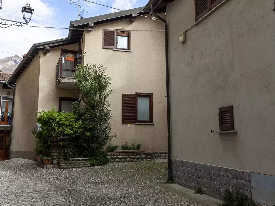 casa indipendente in vendita a Lecco in zona Lecco Centro
