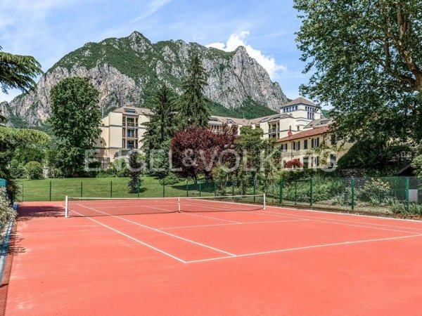 appartamento in vendita a Lecco in zona Lecco Centro