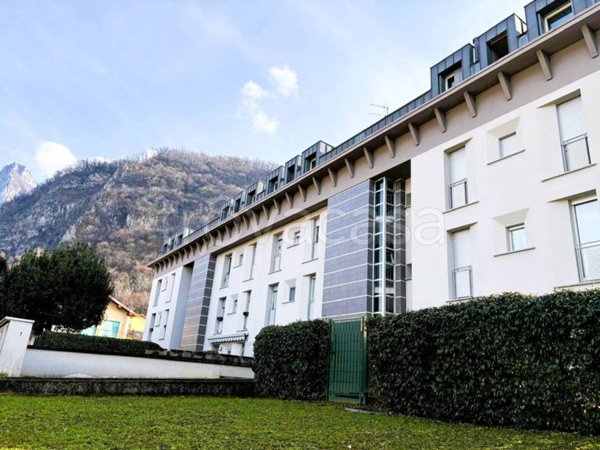 appartamento in vendita a Lecco in zona Belledo