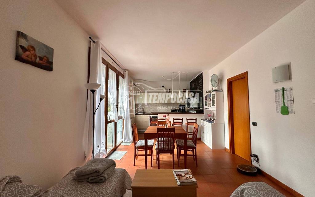 appartamento in vendita a Lecco in zona Caleotto