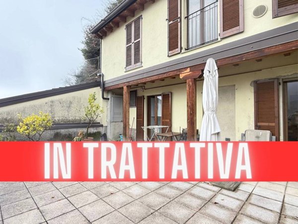 appartamento in vendita a Lecco in zona Laorca
