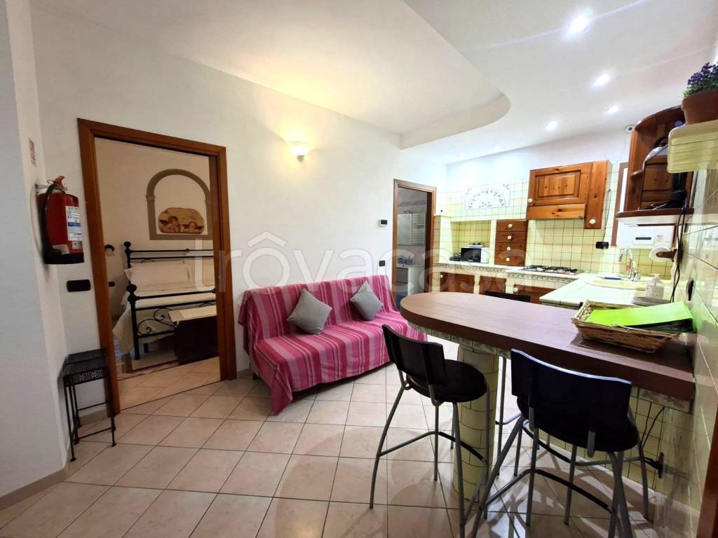 appartamento in vendita a Lecco in zona Lecco Centro