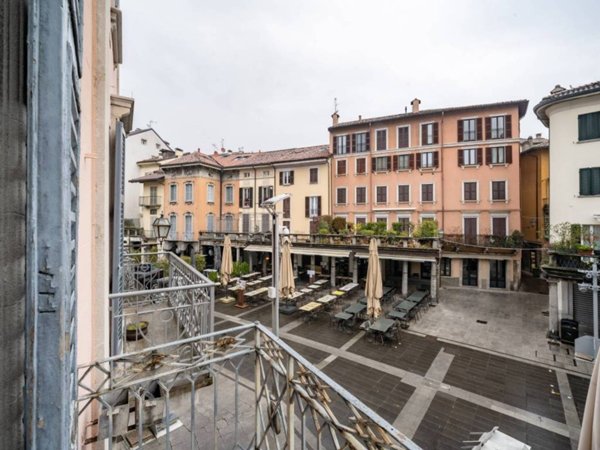 appartamento in vendita a Lecco in zona Lecco Centro