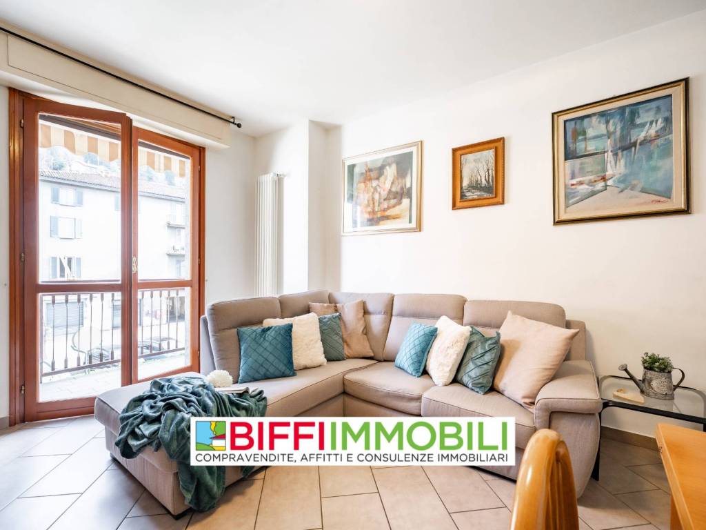 appartamento in vendita a Lecco in zona Pescarenico