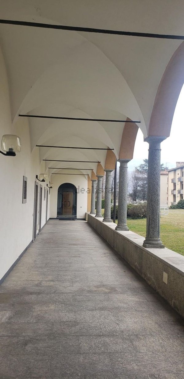 appartamento in vendita a Lecco in zona Lecco Centro