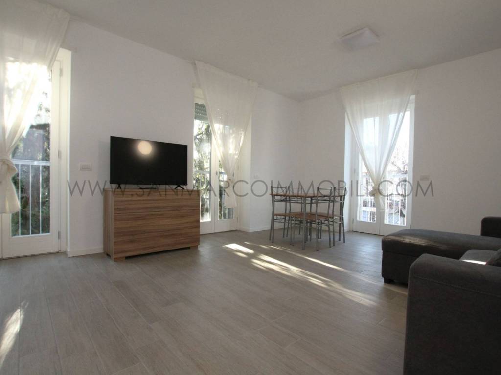 appartamento in vendita a Lecco in zona Acquate