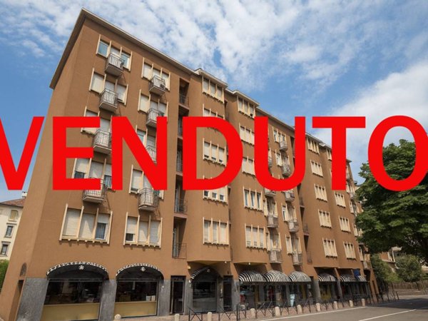 appartamento in vendita a Lecco in zona Lecco Centro
