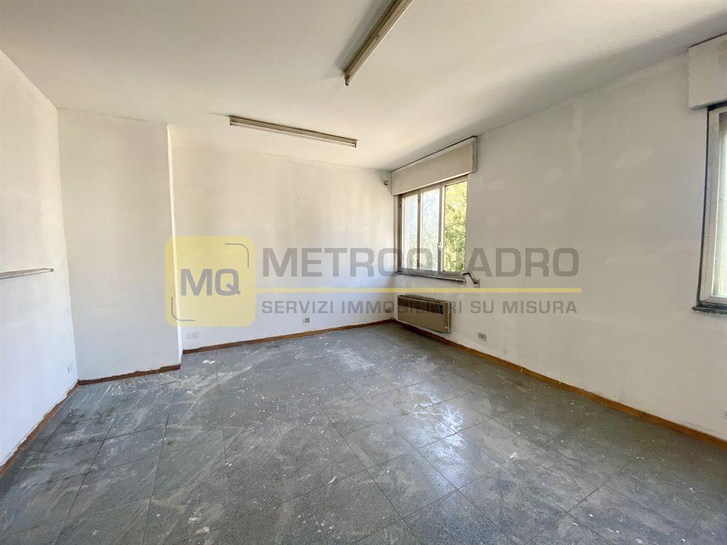 appartamento in vendita a Lecco in zona Viale Turati