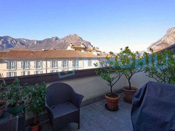 appartamento in vendita a Lecco in zona Lecco Centro