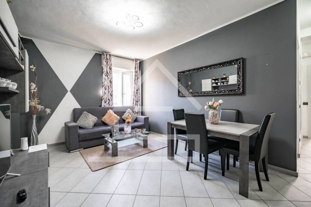 appartamento in vendita a Lecco in zona Belledo